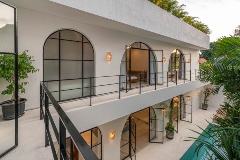 6 bedrooms Villa in Tampaksiring, Gianyar,  No. 9247 8