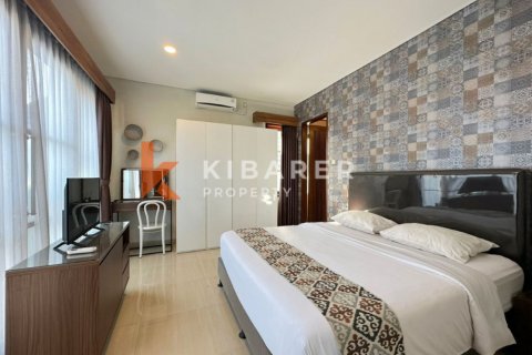 2 bedrooms Villa in Jimbaran, Badung, Indonesia No. 12998 14