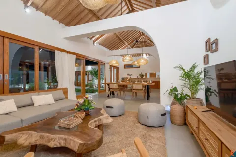 2 bedrooms Villa in Ubud, Gianyar, Indonesia No. 10680 10
