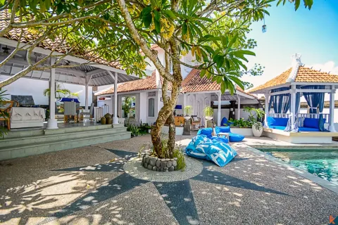 2 bedrooms Villa in Kerobokan, Badung, Indonesia No. 10678 3