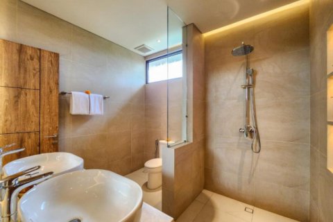 4 bedrooms Villa in Jimbaran, Badung, Indonesia No. 1290 21