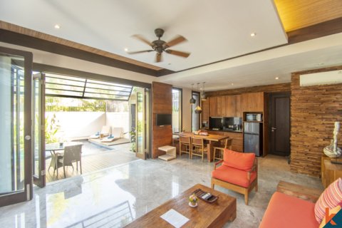 2 bedrooms Villa in Seminyak, Badung, Indonesia No. 10976 4