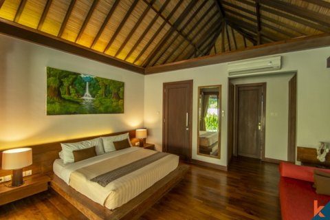 2 bedrooms Villa in Seminyak, Badung, Indonesia No. 10976 10