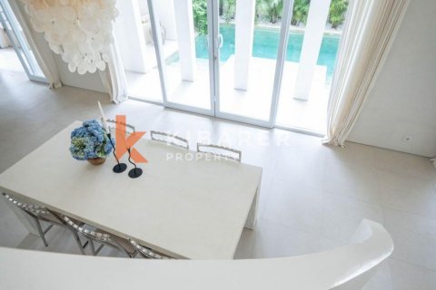2 bedrooms Villa in Denpasar, Indonesia No. 13017 11