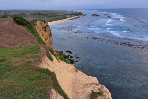 35016m2 Land in  No. 9161 8