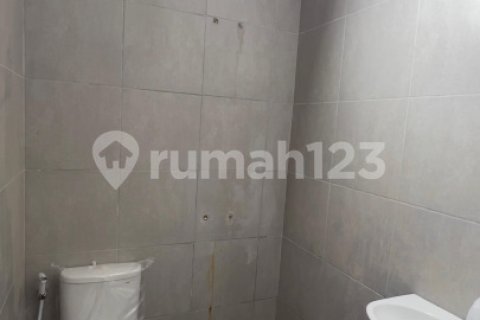 3 bedrooms House in Jakarta,  No. 9272 9