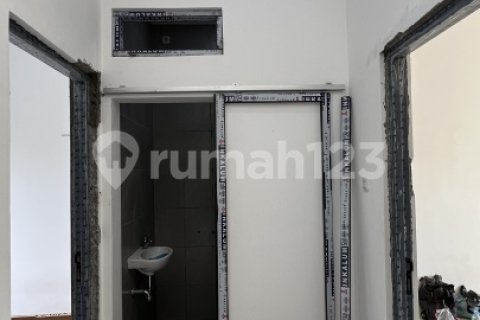 3 bedrooms House in Jakarta,  No. 9272 18