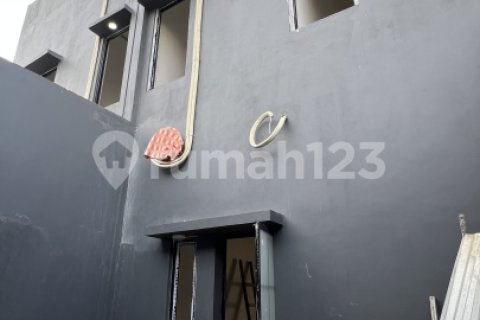 3 bedrooms House in Jakarta,  No. 9271 17