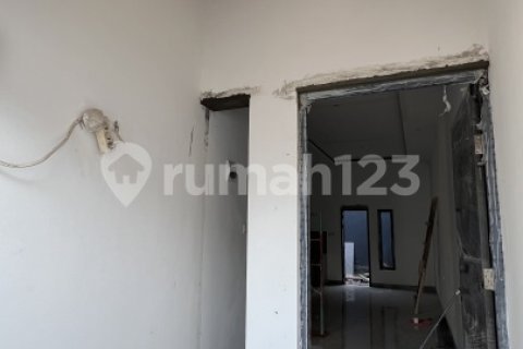 3 bedrooms House in Jakarta,  No. 9271 9