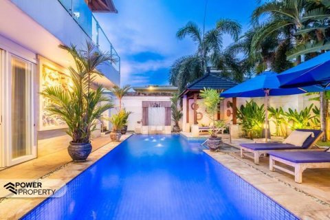 4 bedrooms Villa in Legian, Kuta, Badung,  No. 9269 7