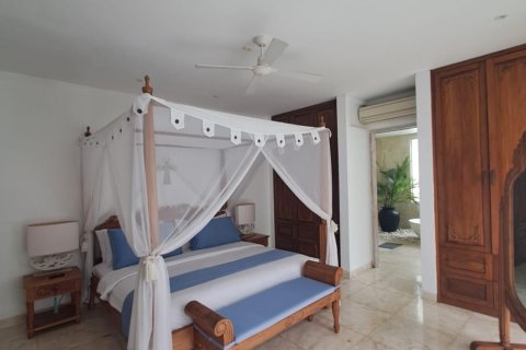 4 bedrooms Villa in Legian, Kuta, Badung,  No. 9269 27