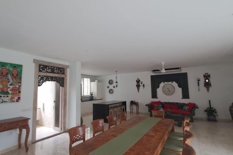 4 bedrooms Villa in Legian, Kuta, Badung,  No. 9269 22