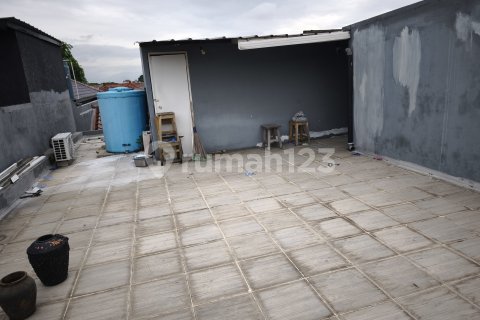 5 bedrooms House in Cipondoh, Tangerang City, No. 9270 30