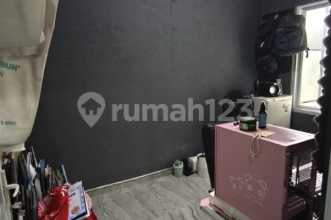 5 bedrooms House in Cipondoh, Tangerang City,  No. 9270 26