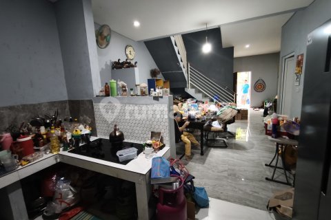 5 bedrooms House in Cipondoh, Tangerang City,  No. 9270 15