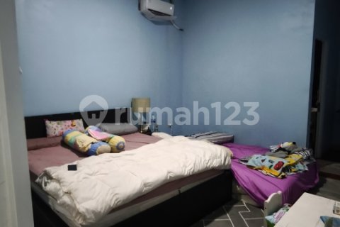 5 bedrooms House in Cipondoh, Tangerang City,  No. 9270 21