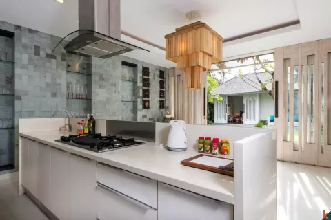 3 bedrooms Villa in Seminyak, Badung, Indonesia No. 10855 13