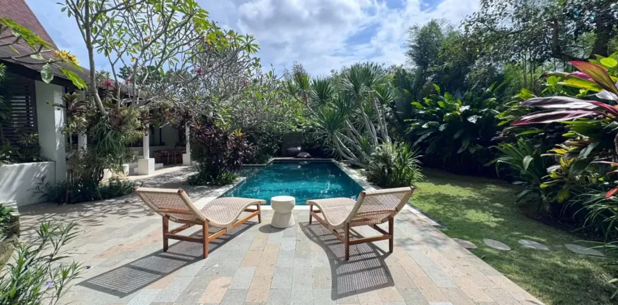 6 bedrooms Villa in Buduk, Mengwi, Badung, Indonesia No. 10851