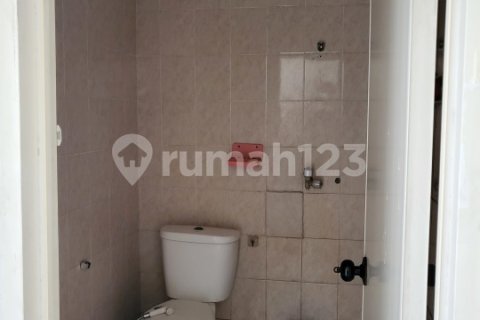 3 bedrooms House in Cengkareng, Jakarta, Indonesia No. 13452 19