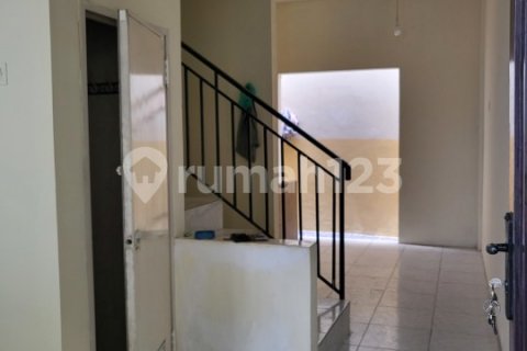 3 bedrooms House in Cengkareng, Jakarta, Indonesia No. 13452 3