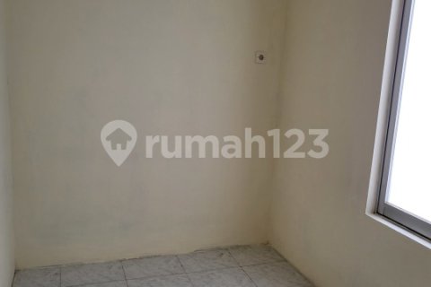 3 bedrooms House in Cengkareng, Jakarta, Indonesia No. 13452 15