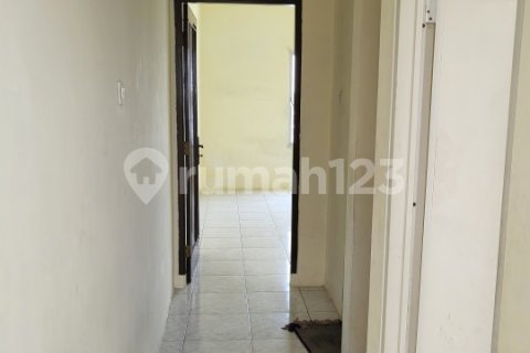 3 bedrooms House in Cengkareng, Jakarta, Indonesia No. 13452 22