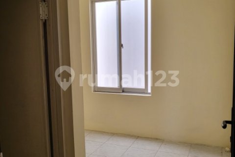 3 bedrooms House in Cengkareng, Jakarta, Indonesia No. 13452 12