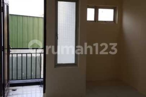 4 bedrooms House in Cengkareng, Jakarta, Indonesia No. 13450 14