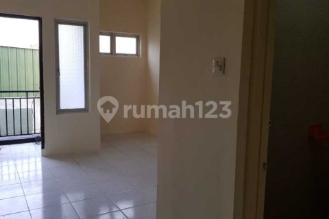 4 bedrooms House in Cengkareng, Jakarta, Indonesia No. 13450 16