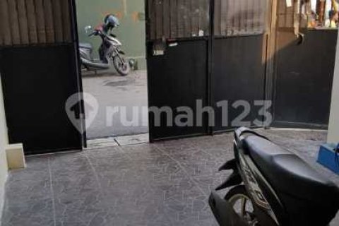 4 bedrooms House in Cengkareng, Jakarta, Indonesia No. 13450 5