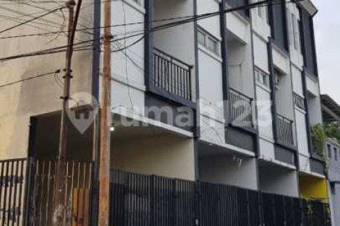 4 bedrooms House in Cengkareng, Jakarta, Indonesia No. 13450