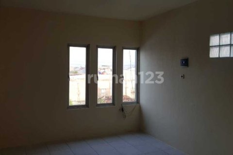 4 bedrooms House in Cengkareng, Jakarta, Indonesia No. 13450 18