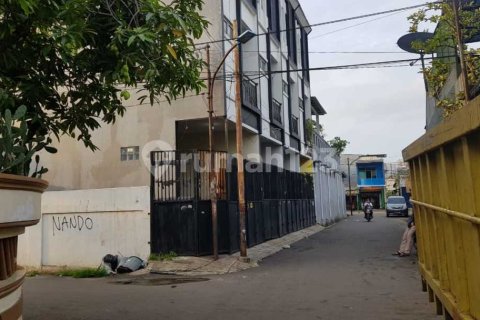 4 bedrooms House in Cengkareng, Jakarta, Indonesia No. 13450 28