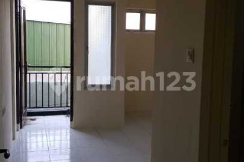 4 bedrooms House in Cengkareng, Jakarta, Indonesia No. 13450 15