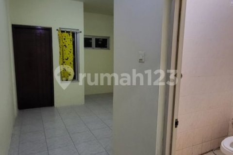 4 bedrooms House in Cengkareng, Jakarta, Indonesia No. 13449 19