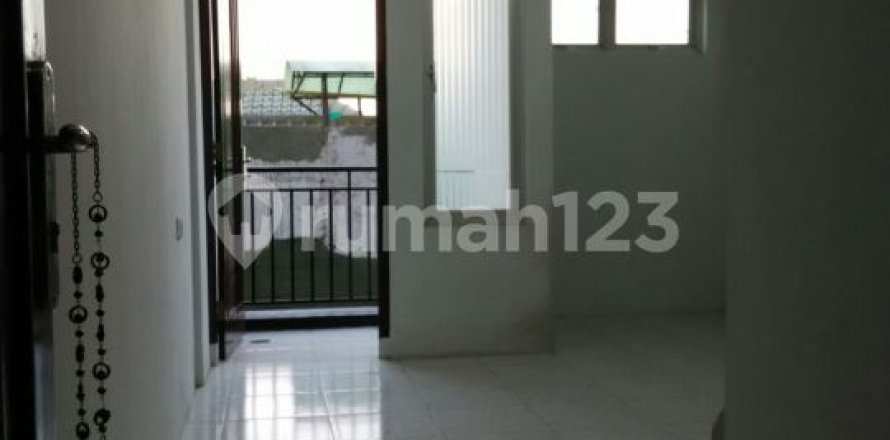 4 bedrooms House in Cengkareng, Jakarta, Indonesia No. 13449