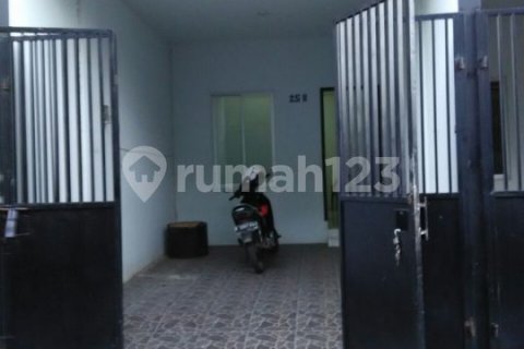 4 bedrooms House in Cengkareng, Jakarta, Indonesia No. 13449 2