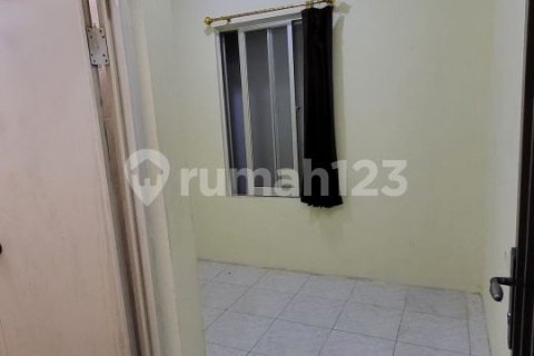4 bedrooms House in Cengkareng, Jakarta, Indonesia No. 13449 22
