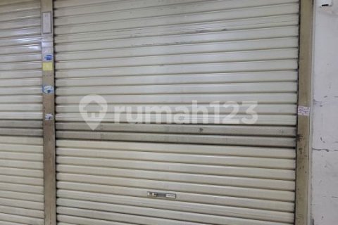 6m2 Office in Jakarta, Indonesia No. 13453 2