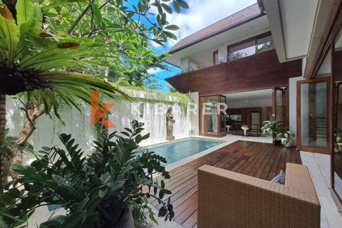 4 bedrooms Villa in Tibubeneng, Badung, Indonesia No. 12956 7