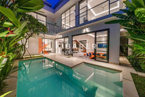 3 bedrooms Villa in Kerobokan, Badung, Indonesia No. 12953 3