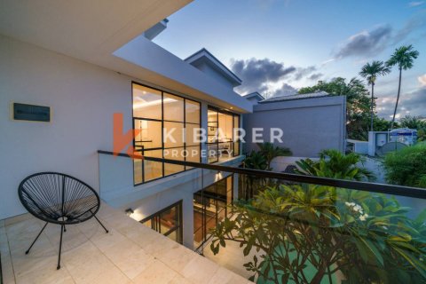 3 bedrooms Villa in Kerobokan, Badung, Indonesia No. 12953 17