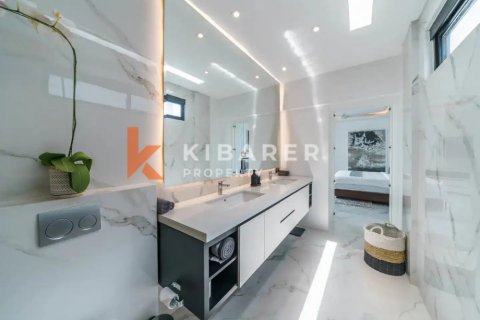 3 bedrooms Villa in Kerobokan, Badung, Indonesia No. 12953 18