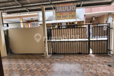 3 bedrooms House in Cipondoh, Tangerang City, Indonesia No. 13377 13