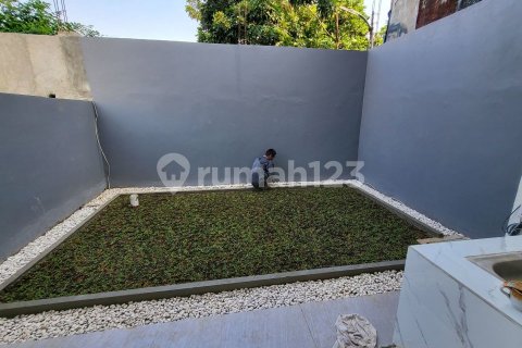 3 bedrooms House in Karawaci, Tangerang City, Indonesia No. 13376 9