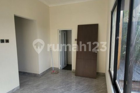 3 bedrooms House in Karawaci, Tangerang City, Indonesia No. 13376 20