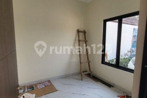 3 bedrooms House in Karawaci, Tangerang City, Indonesia No. 13376 4