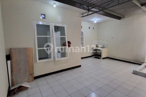 2 bedrooms House in Cipondoh, Tangerang City, Indonesia No. 13378 16