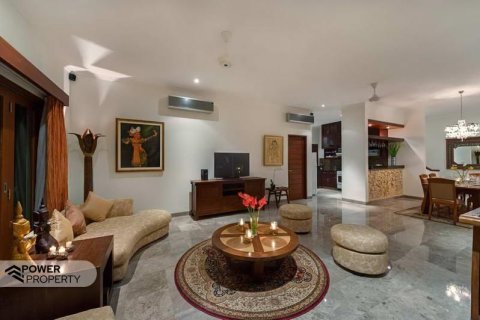 3 bedrooms Villa in Seminyak, Badung,  No. 9108 19