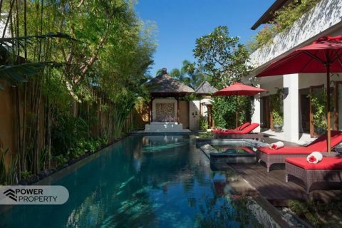 3 bedrooms Villa in Seminyak, Badung,  No. 9108 12